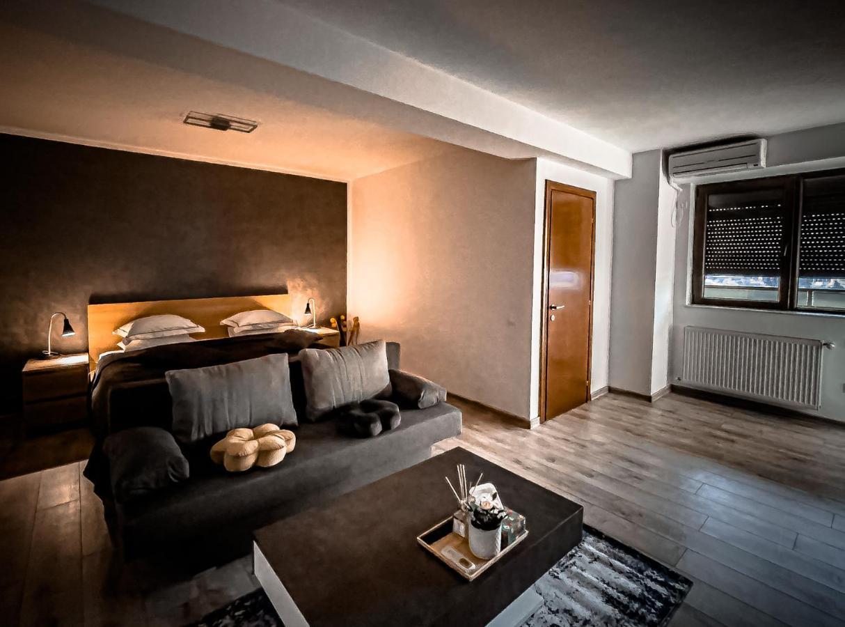 Shiro Apartment Bucureşti Ngoại thất bức ảnh