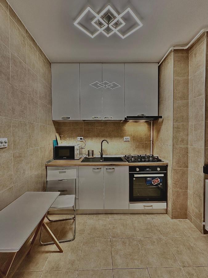Shiro Apartment Bucureşti Ngoại thất bức ảnh