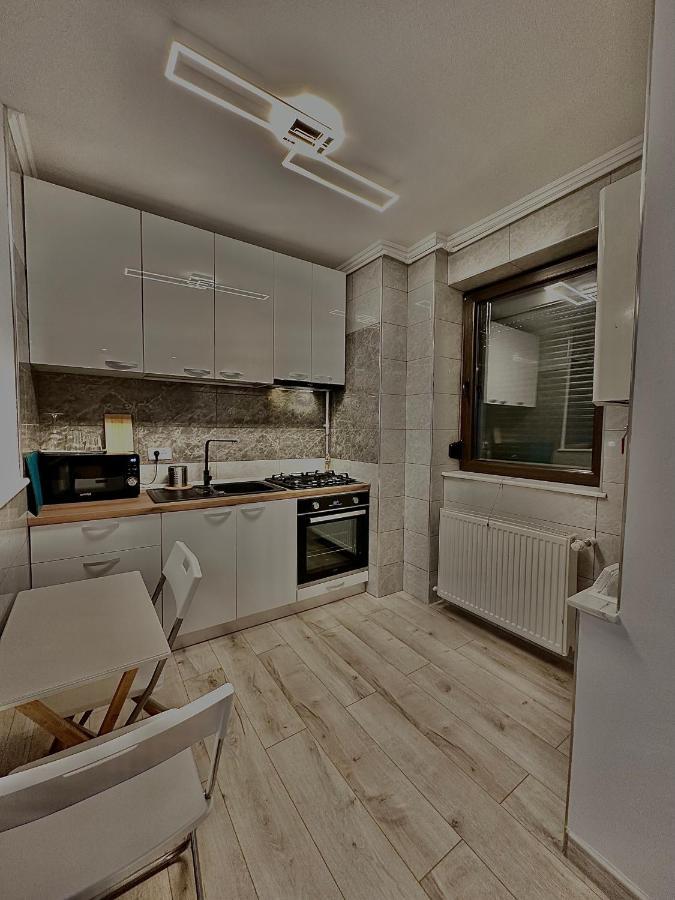 Shiro Apartment Bucureşti Ngoại thất bức ảnh